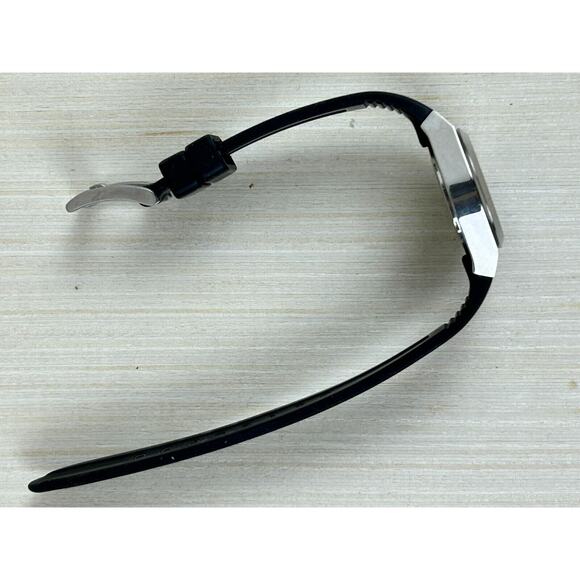 Fossil Women's AM-4167 Polyurethane Quartz Watch with White Dial - Picture 4 of 7